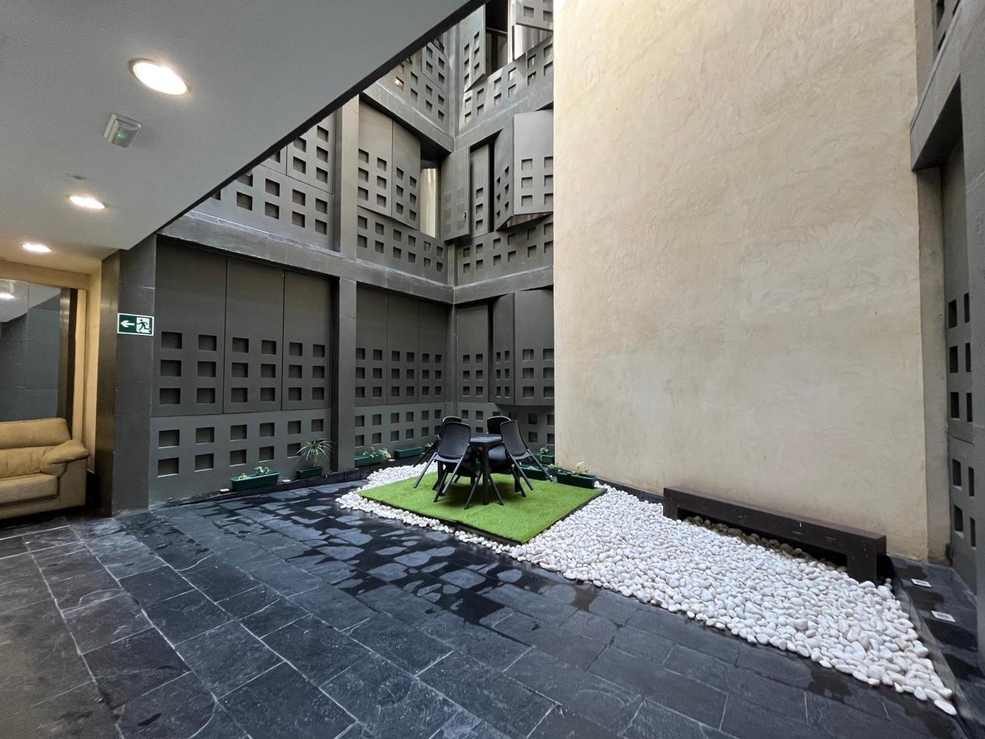 Center Sevilla Confort 7 Bagian luar foto